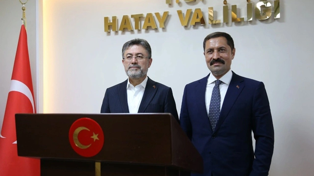 Bakan Yumaklı, Hatay Valiliğini ziyaret etti