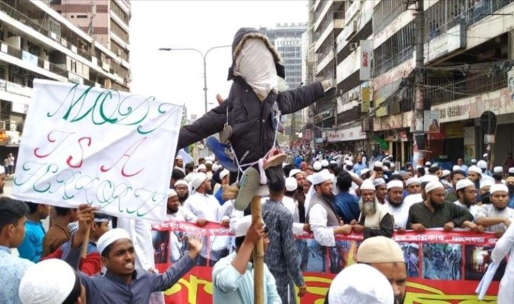 Bangladeş'te ana muhalefet partililer ile polis çatıştı: 1 kişi öldü