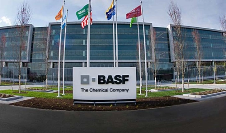 BASF, binlerce kişiyi işten çıkarmayı planlıyor