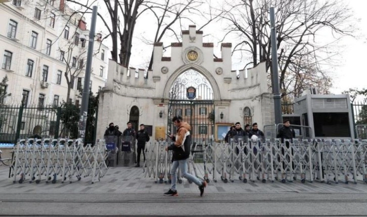 Batılı ülkeler İstanbul’daki konsolosluklarını neden kapatıyor?