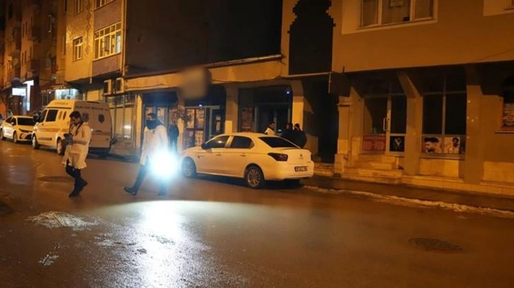 Bayburt'ta bir kişi eski iş arkadaşı olan 6 çocuk annesi kadını boğarak öldürdü!