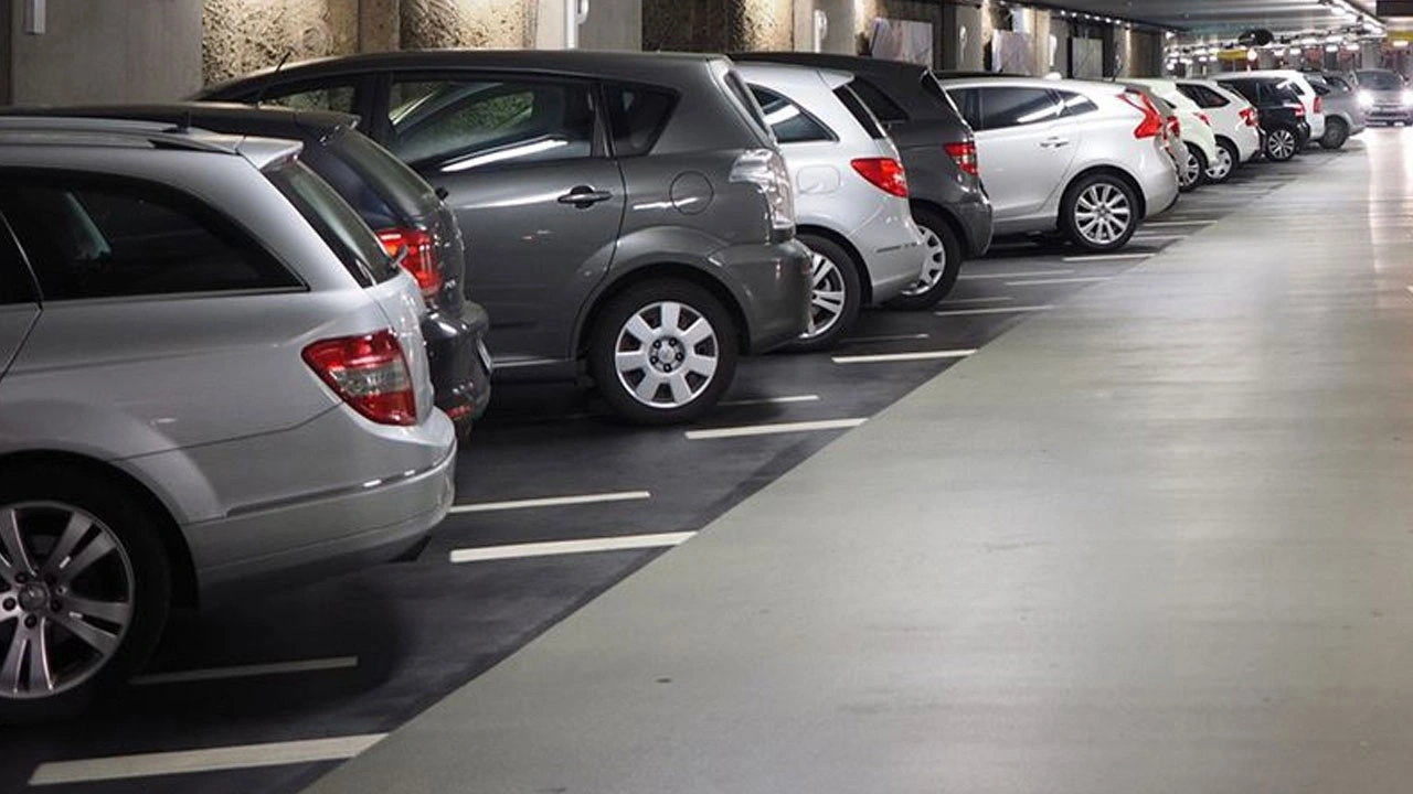 Belediyenin işlettiği otopark ücretlerine yüzde 137,5'e varan oranda zam!