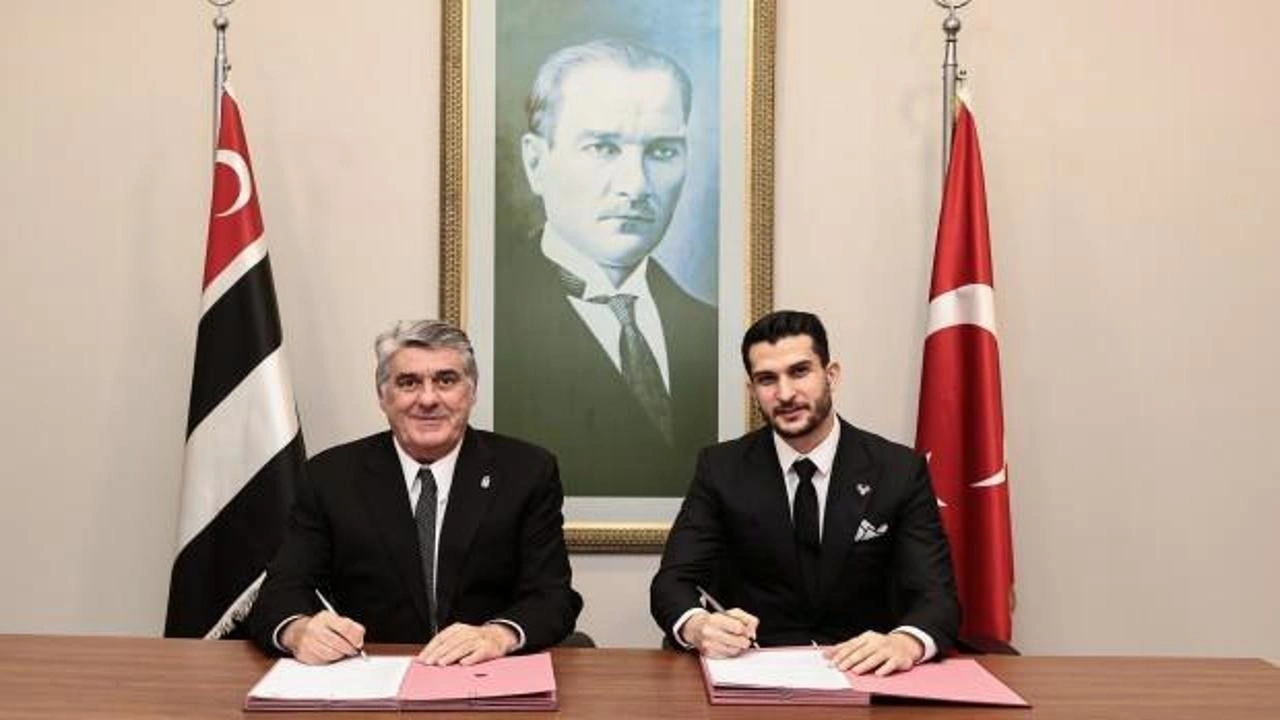 Beşiktaş takım kaptanı Necip Uysal ile nikah tazeledi