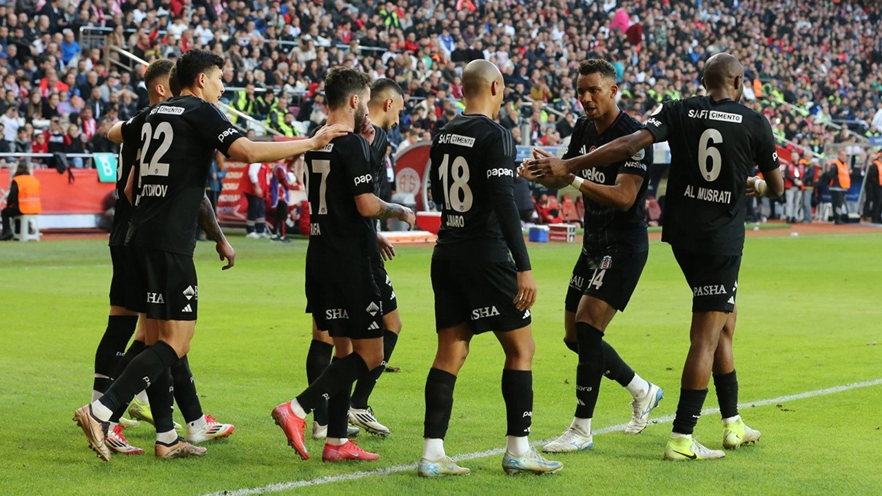 Beşiktaş, UEFA Avrupa Ligi'nde play-off turu için Twente deplasmanında