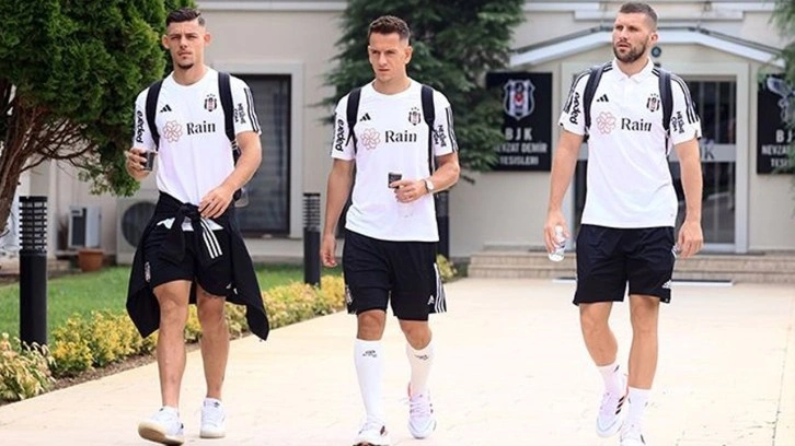 Beşiktaş'ın Neftçi maçı kamp kadrosu belli oldu