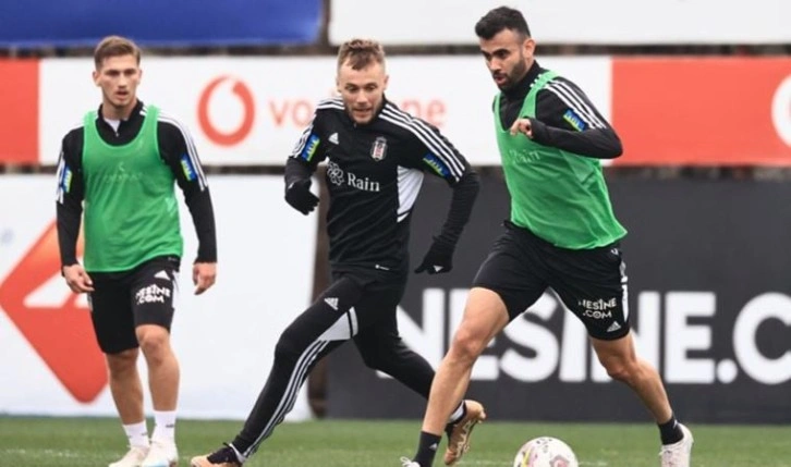 Beşiktaş'ta Ghezzal takımla çalıştı