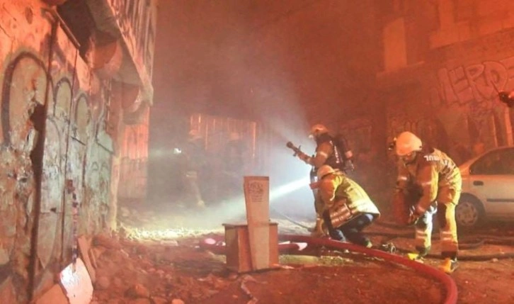 Beyoğlu'ndaki Surp Pırgiç Ermeni Katolik Kilisesi'nde yangın: 2 ölü, 2 yaralı