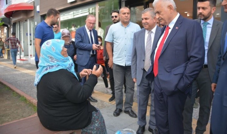 Binali Yıldırım: 'Ülkemizi nereden nereye getirdiğimizi herkes görüyor'