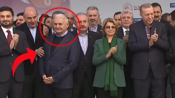 Bir görüntü, iki detay! Binali Yıldırım küstü, Bakan Soylu dürterek uyardı