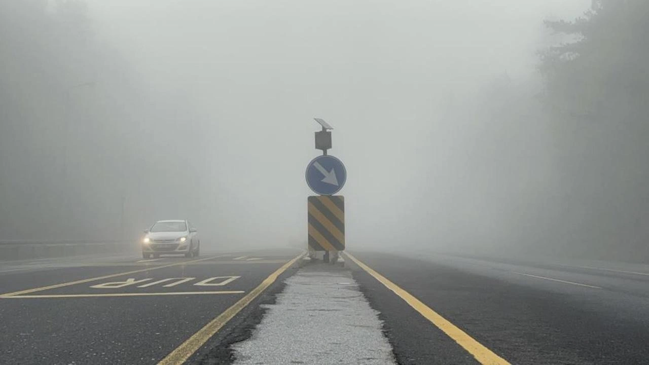 Bolu Dağı'nda sis: Görüş mesafesi 30 metreye düştü