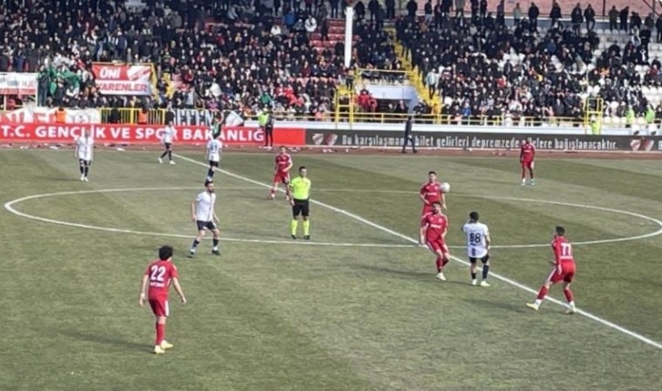 Boluspor ile Düzcespor depremzedeler için karşı karşıya geldi