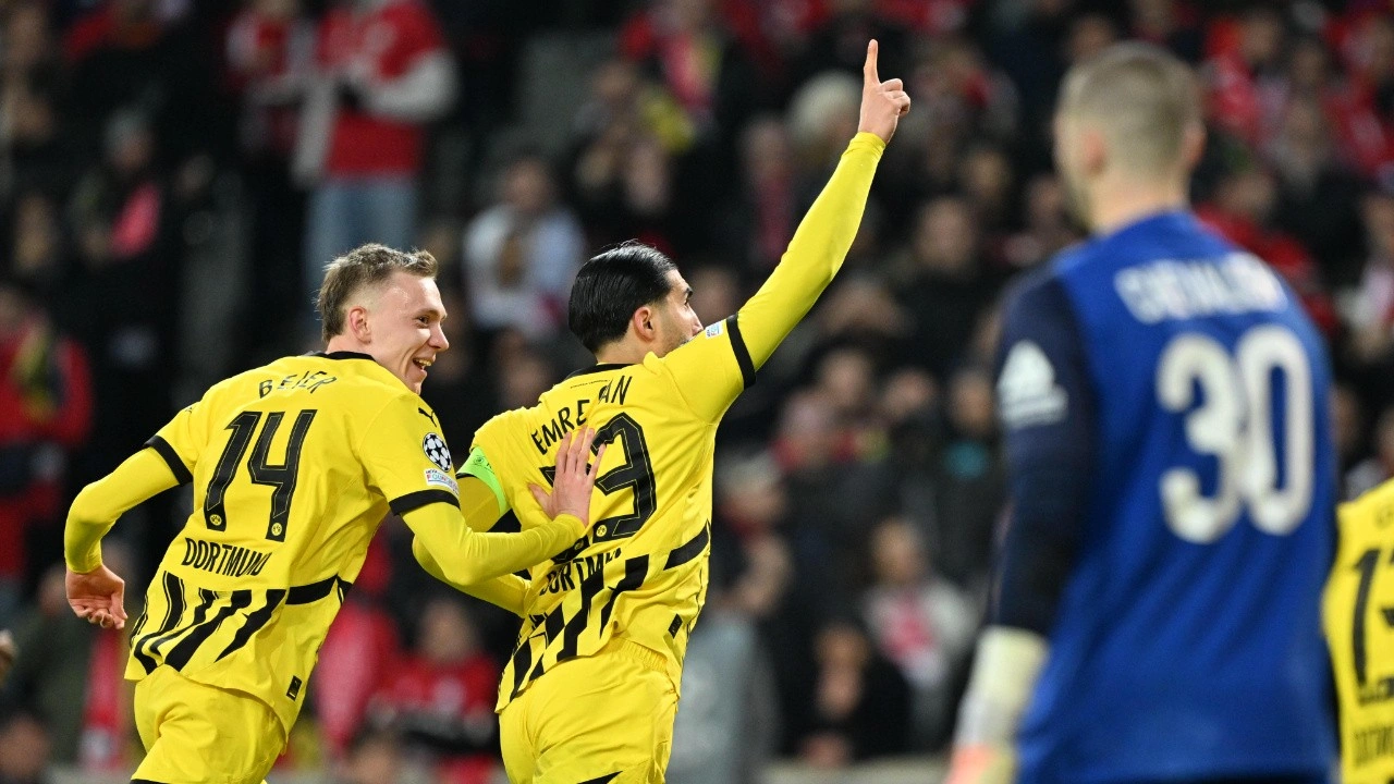 Borussia Dortmund geriden gelip çeyrek final biletini kaptı