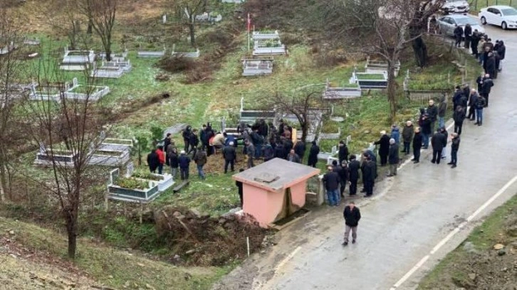 Boşanma aşamasındaki eşinin öldürdüğü Canan'ın cenazesi toprağa verildi