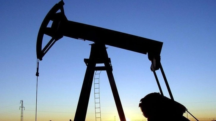 Brent petrolün varil fiyatı 82,31 dolar