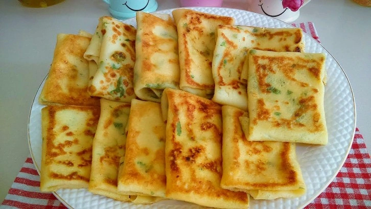 Bu kahvaltılık krep börek ile tüm gün acıkmayacaksınız