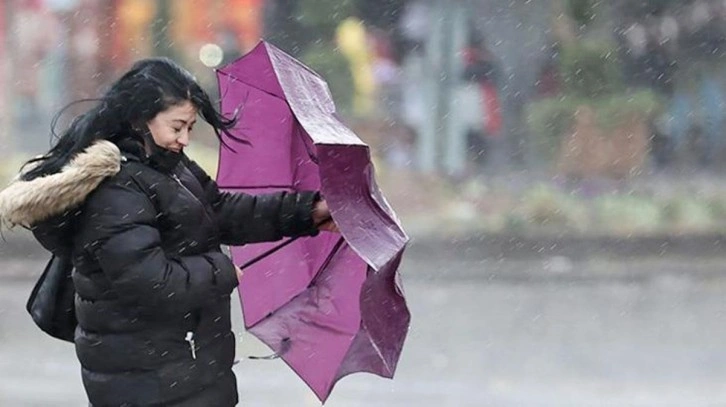 Bu saat aralığına dikkat! Meteoroloji'den kuvvetli fırtına uyarısı