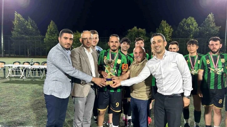 BÜGED Futbol Turnuvasında Kayapa Spor Şampiyon Oldu