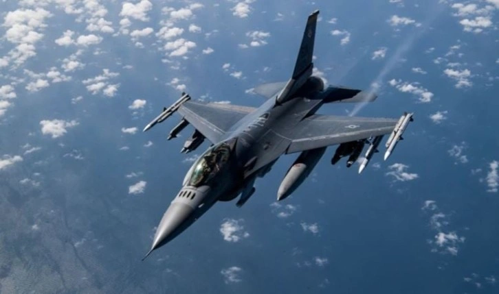 Bulgaristan'a 16 adet F-16