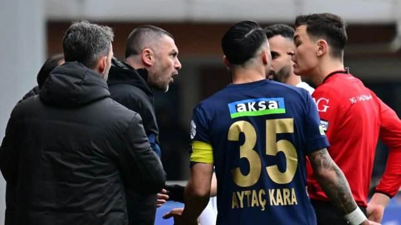 Burak Yılmaz, Fenerbahçe maçında yok!