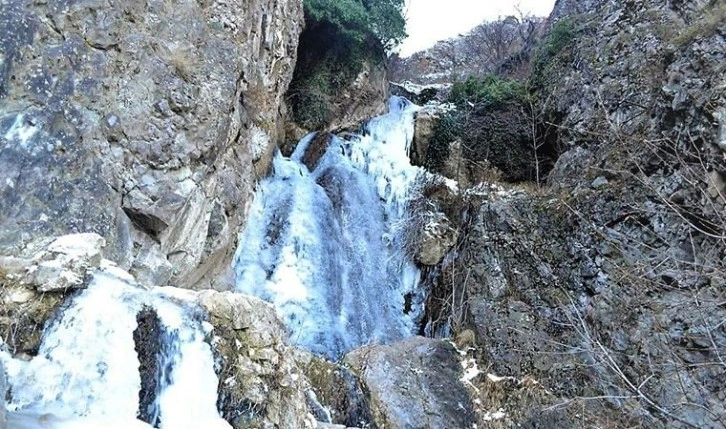 Bursa'daki Sudüşen Şelalesi turistlerin tercihi oldu