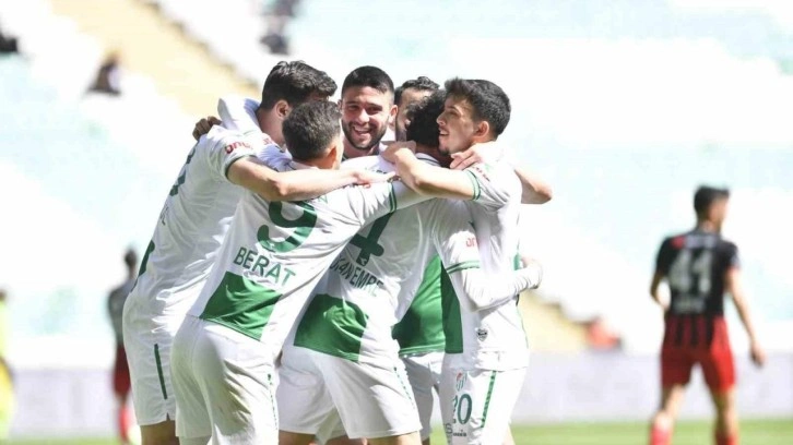 Bursaspor, Özer Hurmacı'yla 4 maçta 10 puan topladı