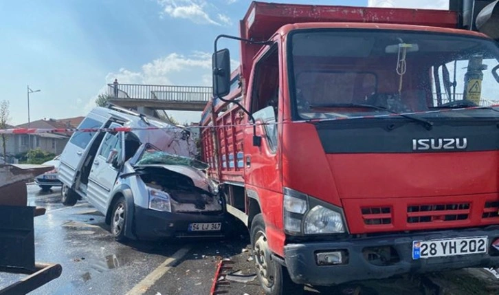 Büyükçekmece’de feci kaza: 1 ölü, 1 yaralı