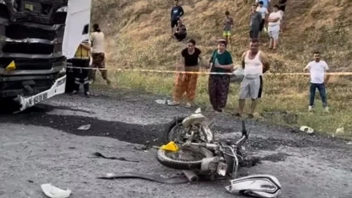 Çanakkale'de feci kaza: 2 kişi hayatını kaybetti!
