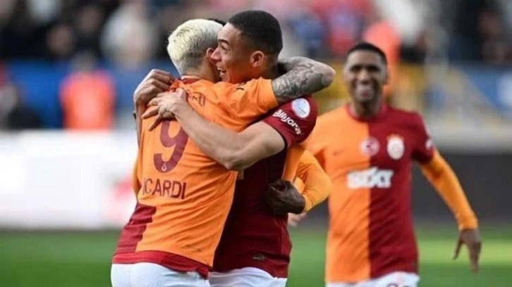 Carlos Vinicius, Galatasaray'a veda etti