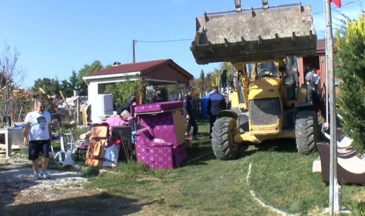 Çatalca’da yıkılacak evlerin 'eşyaların tespiti ve sayımı' için öğretmenler görevlendirild