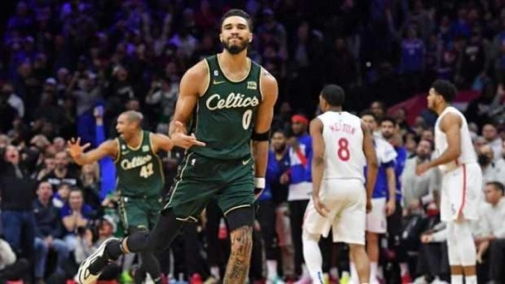 Celtics, 76ers'ı son saniyede bulduğu üçlükle 110-107 yendi