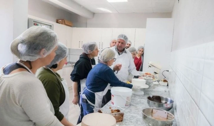 Çeşme’de Meslek Fabrikası kuruldu