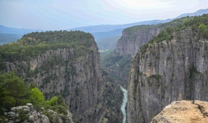 Çetin Osman Budak, Tazı Kanyonu'nu Meclis'e taşıdı: 'Manzara izlemek bile paralı hale