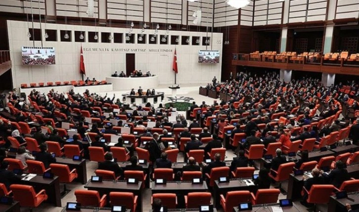 CHP, Erdoğan’ın anayasa çağrısına karşı teklifi görmeyi bekliyor