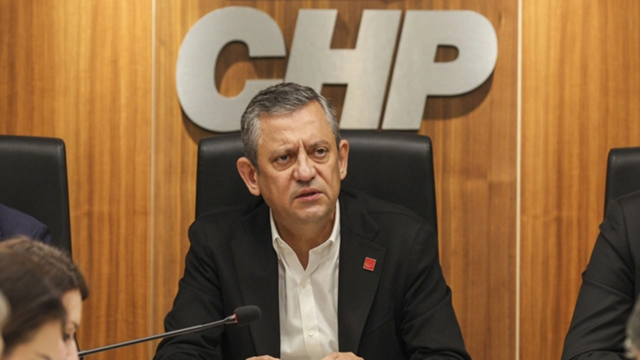 CHP'nin TBMM grup toplantısı ertelendi