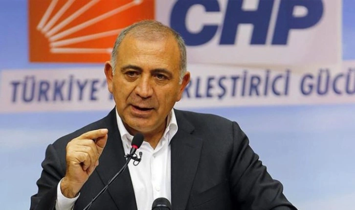 CHP'li Gürsel Tekin: 'Taşı toprağı altın' diye İstanbul'a geldiler, sefaletle dö