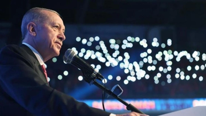 Cumhurbaşkanı Erdoğan delege kartını teslim aldı