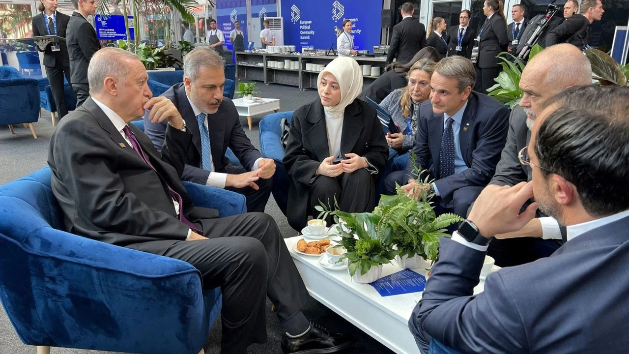 Cumhurbaşkanı Erdoğan, Hristodulidis ve Miçotakis aynı karede