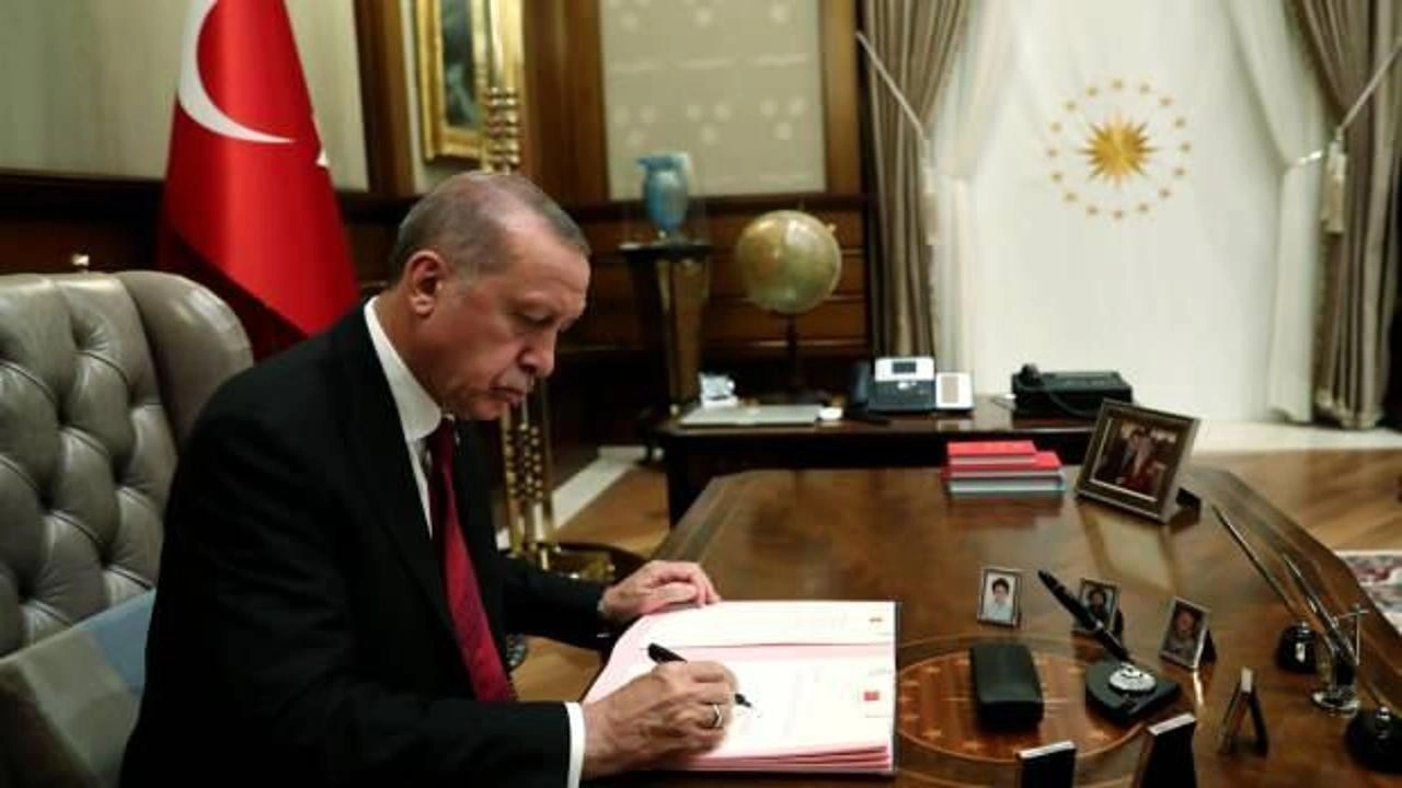 Cumhurbaşkanı Erdoğan imzaladı! 3 bakanlığa kritik atamalar