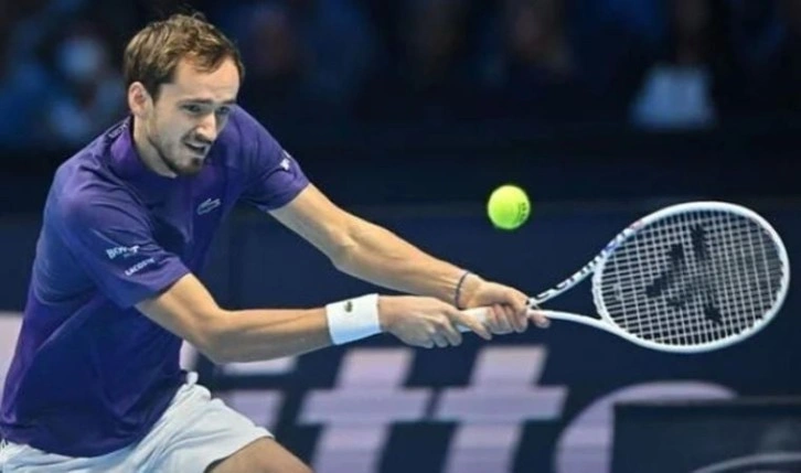 Daniil Medvedev'den Avustralya'ya erken veda