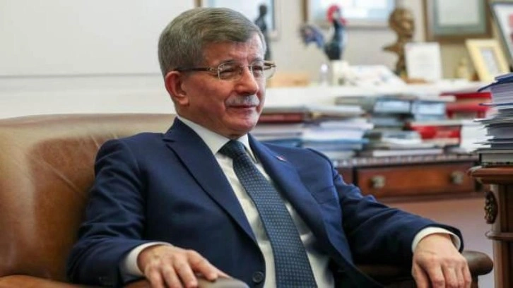 Davutoğlu, 'Amed'e sahip çıktı, Bahçeli'yi tehdit etti