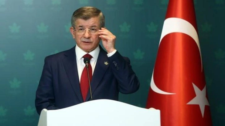 Davutoğlu: Masayı kimse tekeline alamaz, aday fedakarlık yapacak