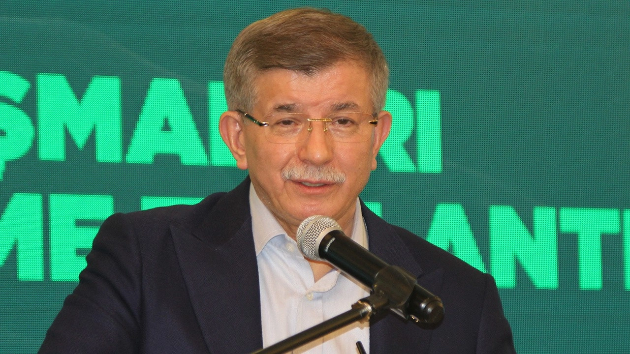 Davutoğlu'ndan 'Emevi Camii'nde namaz' sorusuna yanıt