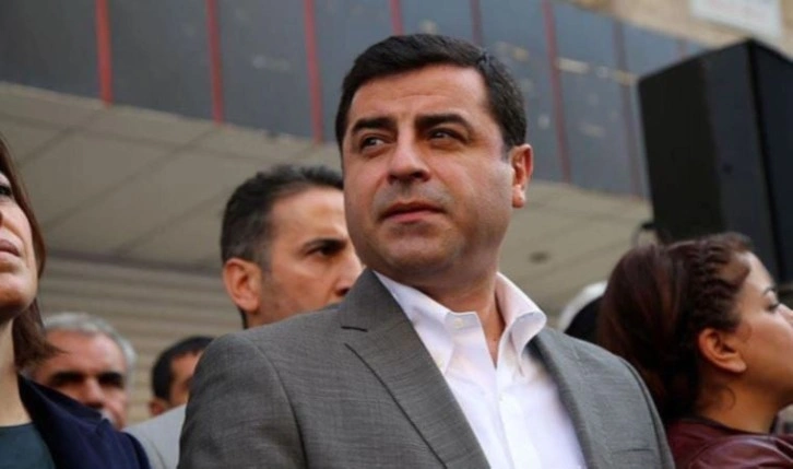 Demirtaş, sosyal medya için yapılması gerekenlerin listesini çıkardı