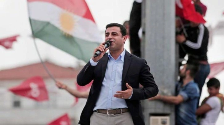 Demirtaş'tan İmamoğlu'na destek