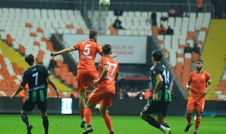 Denizlispor, Adanaspor deplasmanında galip! Adanaspor - Altaş Denizlispor: 2-3