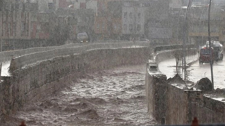 Deprem bölgesi için çok kritik uyarı! Saat verildi