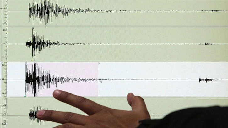 Deprem oldu! AFAD son depremin şiddetini duyurdu