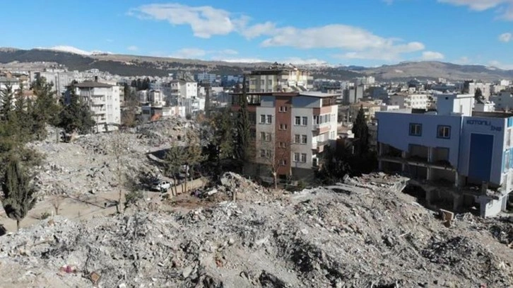 Depremde ağır yara alan Adıyaman başka bölgeye taşınacak