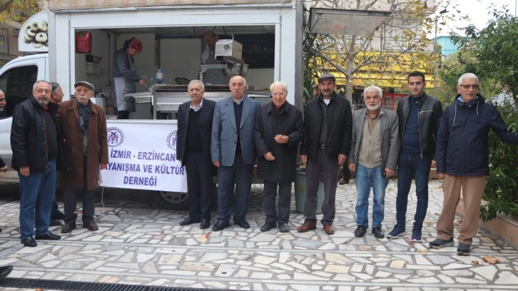 Depremde hayatını kaybedenler için lokma hayrı düzenlendi