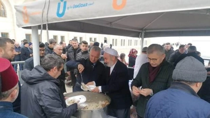 Depremde hayatını kaybedenler için Mevlid-i Şerif okutuldu